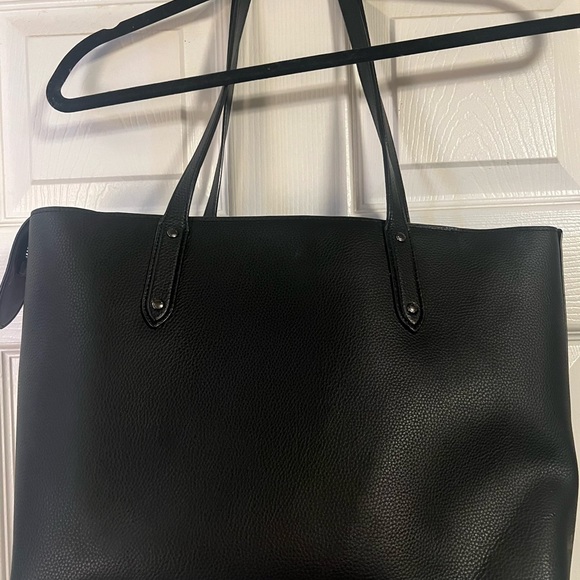 Coach Limited Edition Roxy Tote, like new - Picture 4 of 10